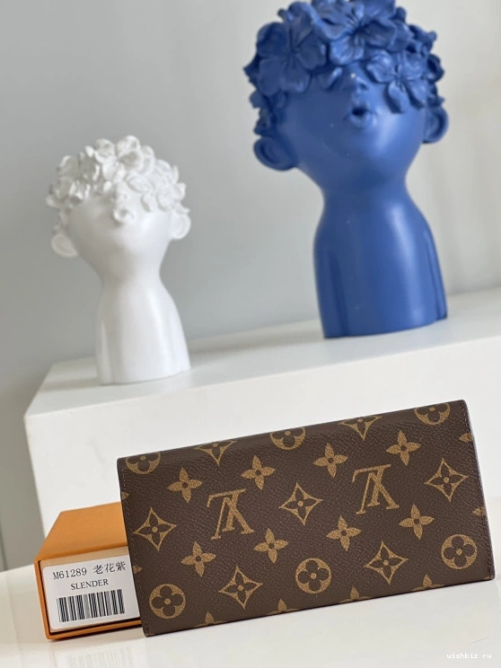 WIS wallet LOUIS VUITTON EMILIE 1028